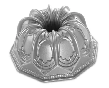 Nordic Ware Forma na bábovku Cathedral, 2,1 l, stříbrná