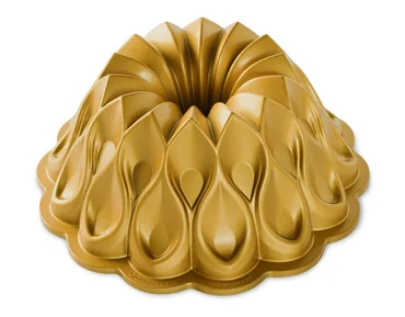 Nordic Ware Forma na bábovku Crown, zlatá, 2,3 l