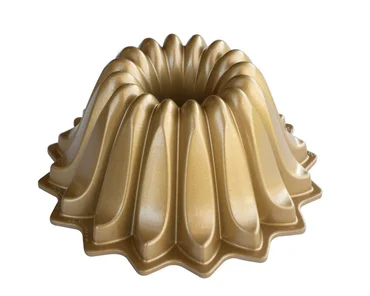 Nordic Ware Forma na bábovku Lotus, zlatá, 1,2 l