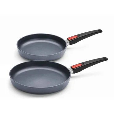 Woll Sada 2 nepřilnavých pánví Titanium Nowo s odnímatelnou rukojetí, 24 + 28 cm