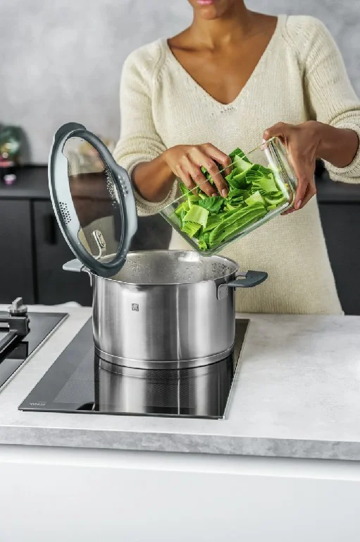 Simplify sada nádobí se slévacími poklicemi, 4 ks