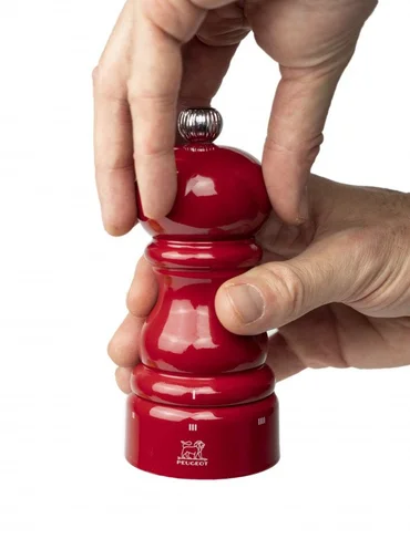 Peugeot Mlýnek na pepř Paris, u´Select, vášnivě červená, 12 cm