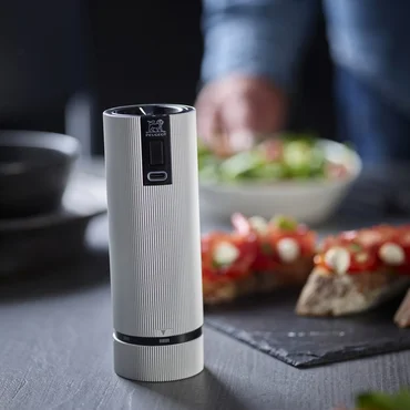 Peugeot Elektrický dobíjecí mlýnek na sůl Line u´Select, 15 cm, hliníková