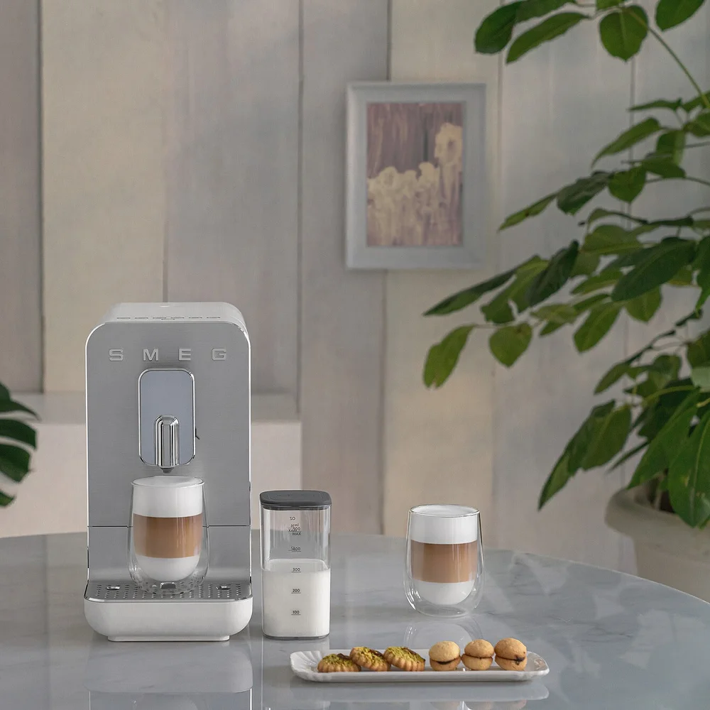 Automatický kávovar na espresso / cappuccino, BCC13, s dávkovačem mléka, smaragdově zelená