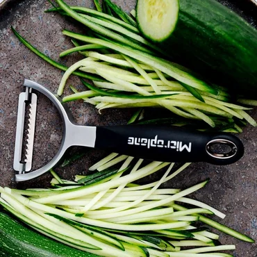 Microplane Professional příčná škrabka Julienne, černá