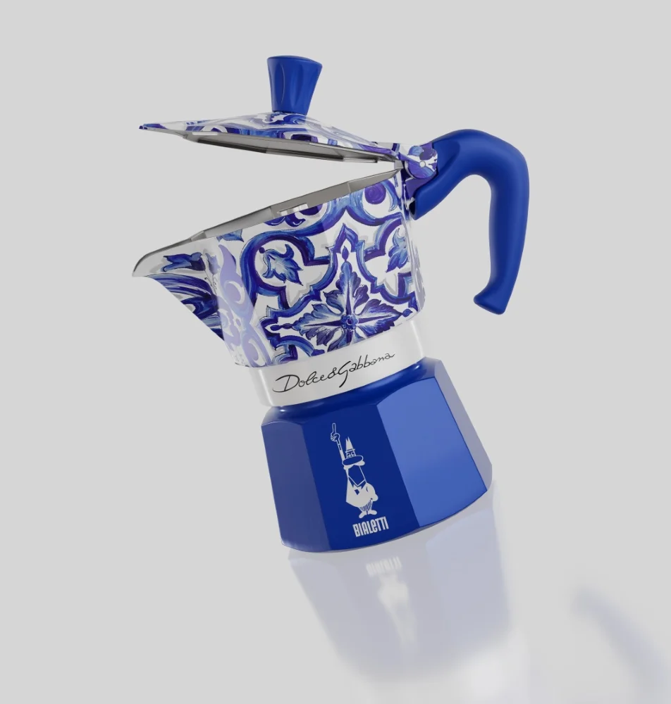 BialettiD&G_BluMed_Express_Aperta_1x1 (čtverec malý)