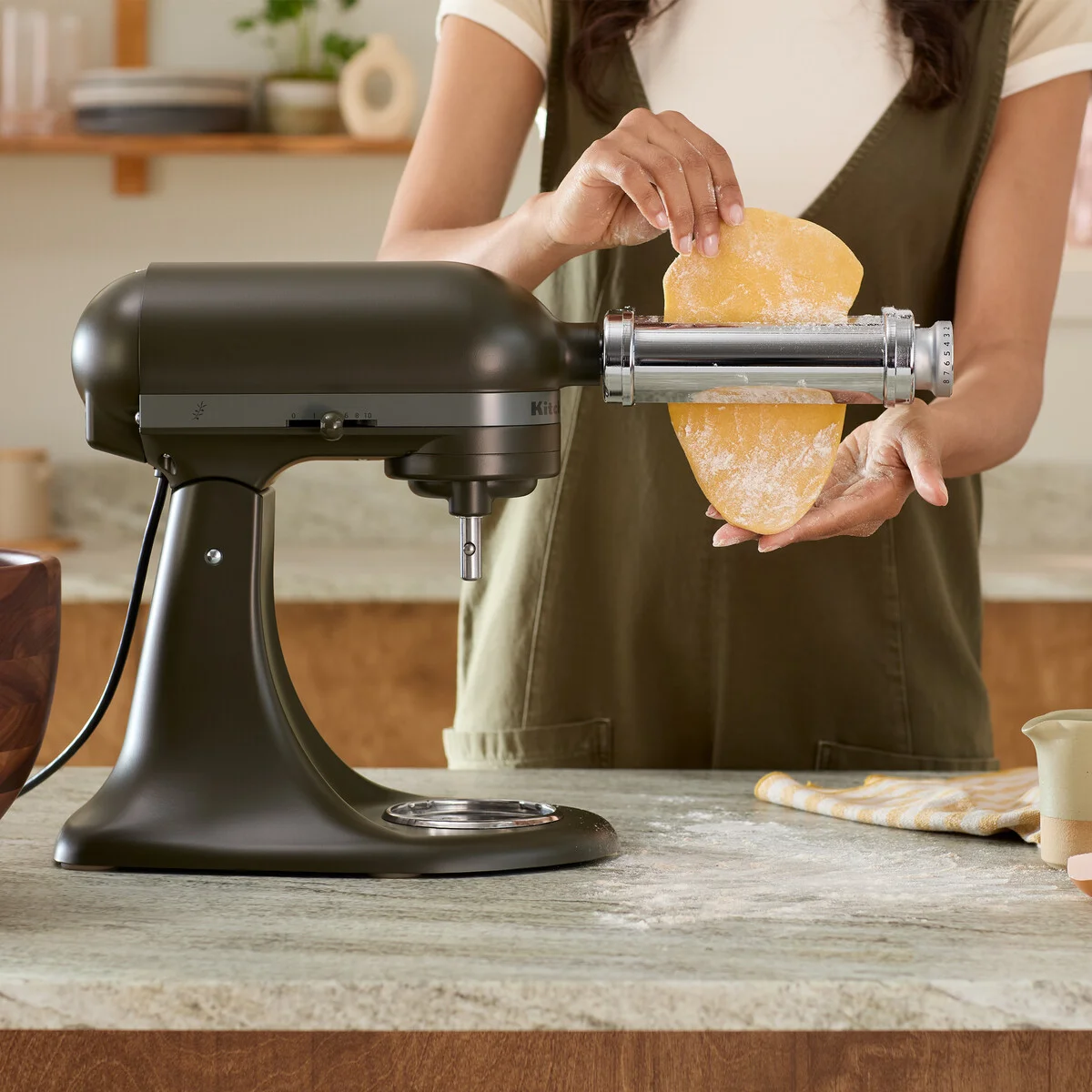 KitchenAid_Greenlife_kuchynsky_robot_5KSM180WSxEG_04a