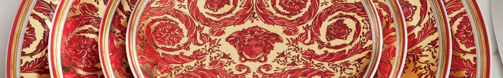 Versace-Medusa-Garland-Red-Dinnerware-Banner