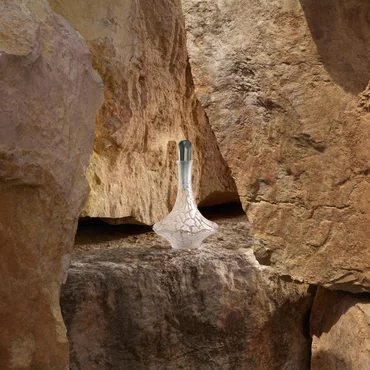 Lalique Křišťálová dekantovací karafa Caldera, kolekce Terramineral, čirá
