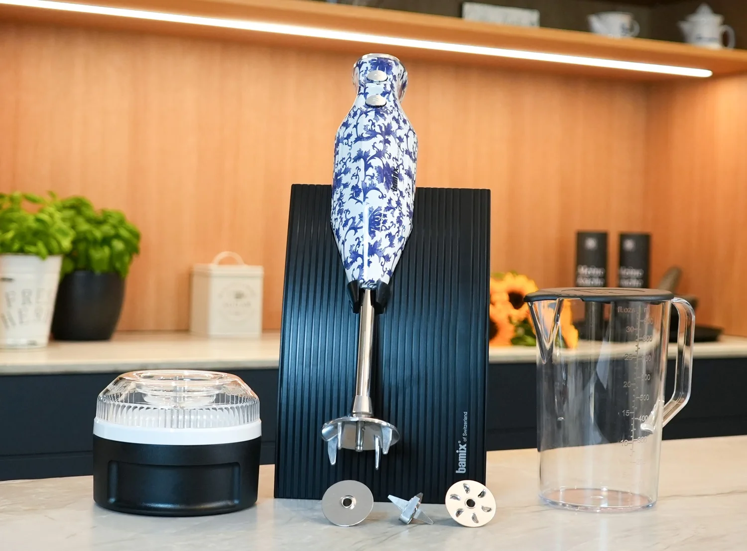 porcelainblue-white_mood_obsah