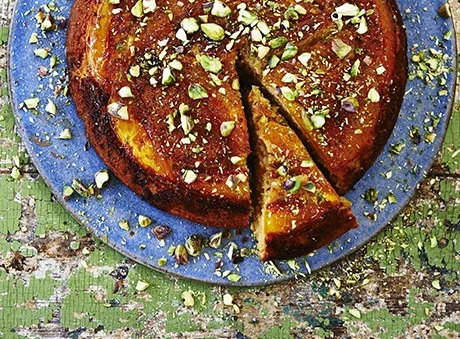 Obrácený koláč z manga a limetky podle Jamieho Olivera