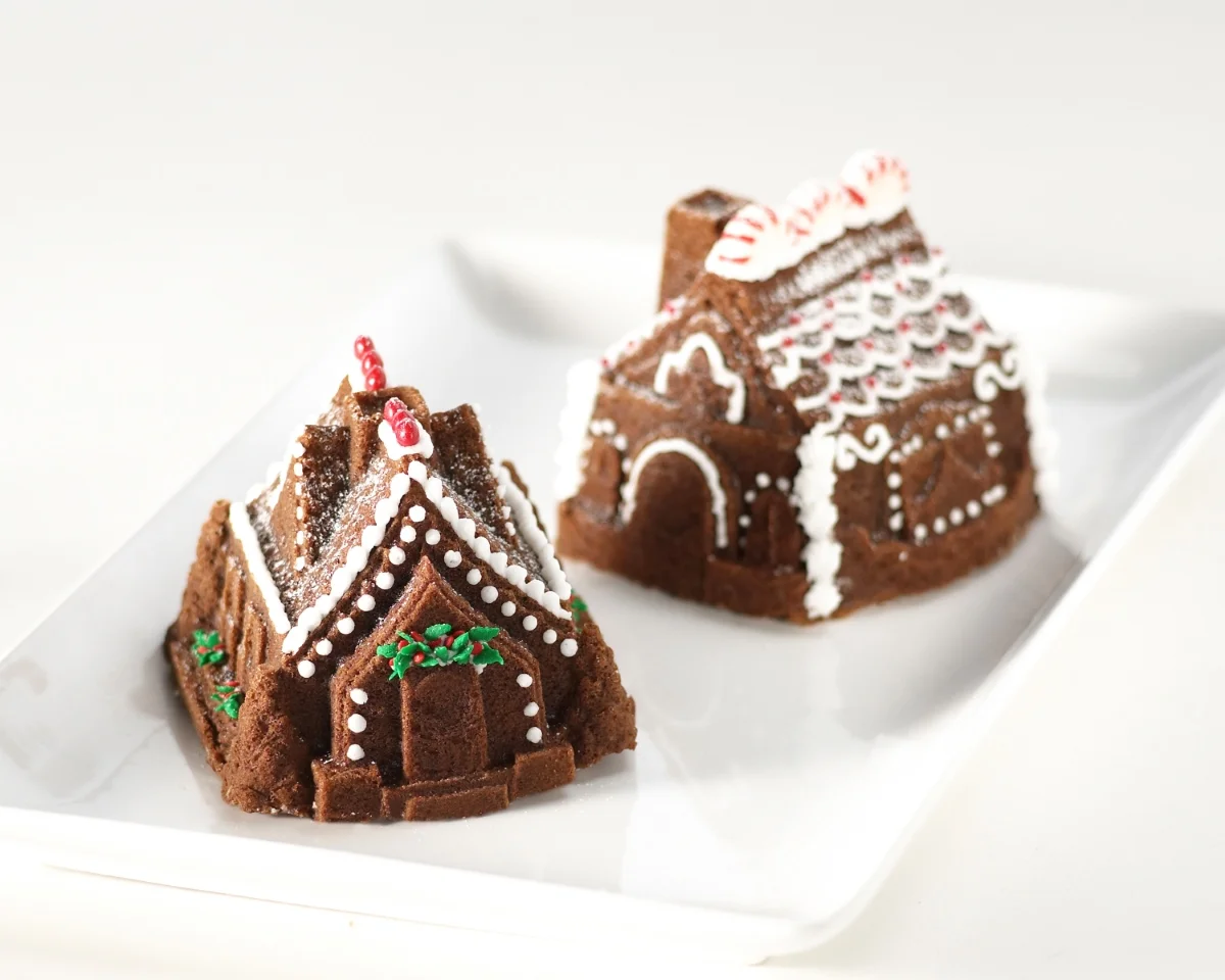 Nordic Ware forma Domečky na vánoční chaloupky