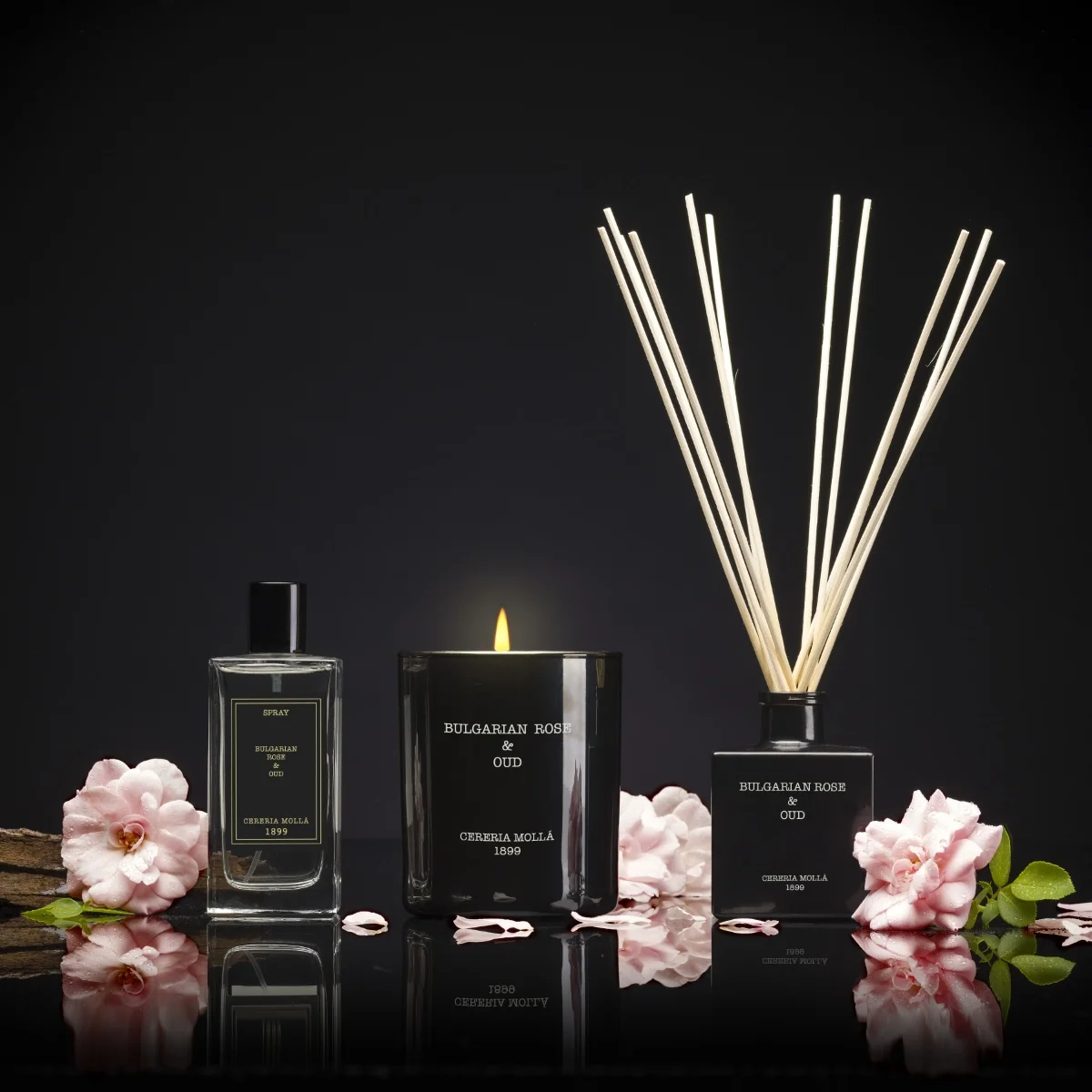 Vonné svíčky a aroma difuzéry Cereria Mollá Velvet Wood
