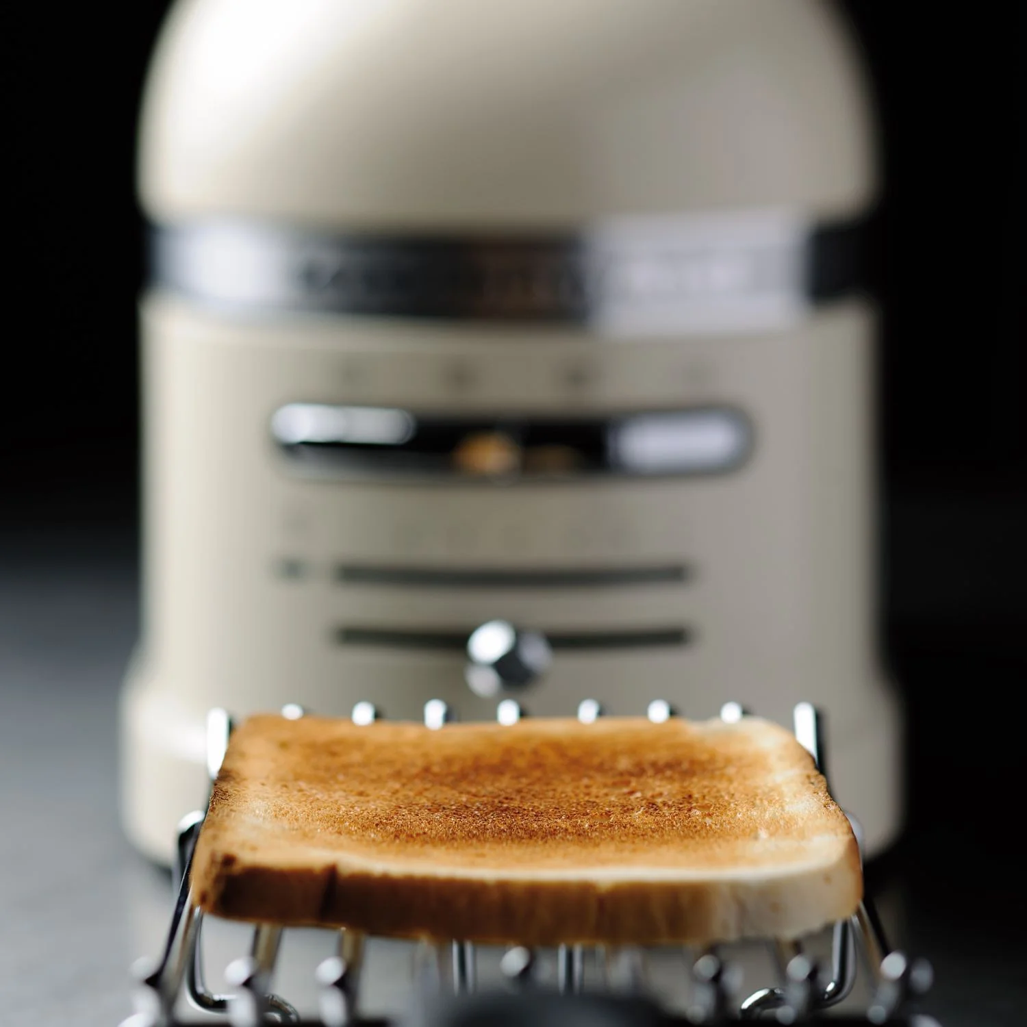 topinkovač krémový kitchenaid