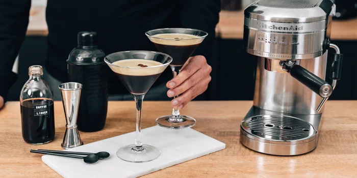 Třikrát jinak! Máme pro vás recepty na tři kávové drinky pro perfektní letní osvěžení