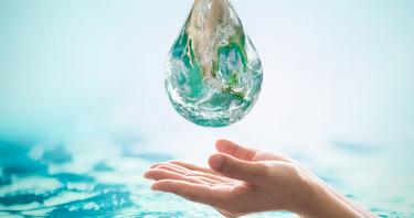 Oslavte Světový den vody s BRITOU. K vybraným konvicím dostanete dárek. 