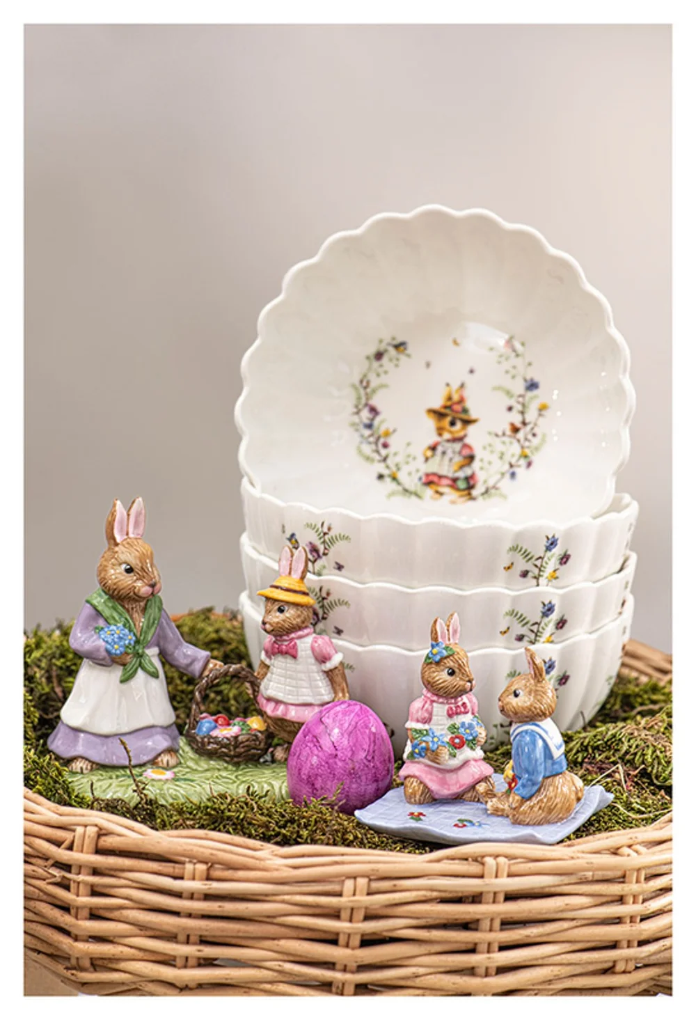 Bunny Tales veľkonočná dekorácia, zajačiky na pikniku