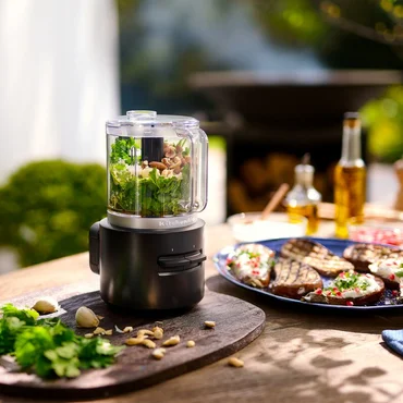 KitchenAid Bezdrôtový sekáčik GO s batériou, 5KFCCR531BM 1,18l, čierna mat