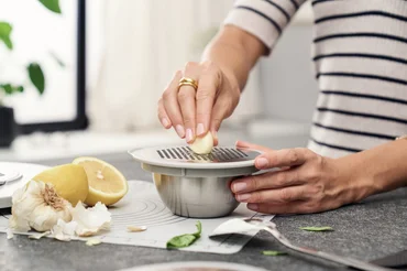 Zwilling Vákukovacia nerezová miska + viečko Fresh & Save, Ø 12 cm / 0,35 l