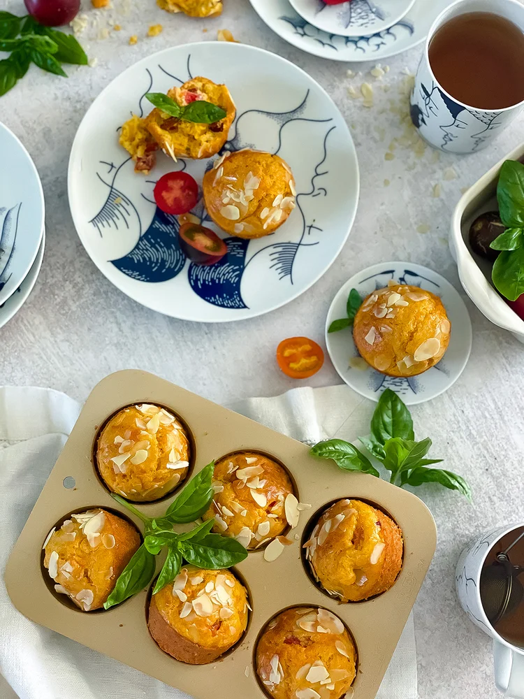 Muffinky so syrom a paradajkami podľa Pepu Maršálka